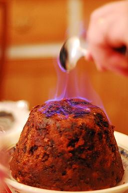 Christmas_Pudding_with_Flaming_Rum